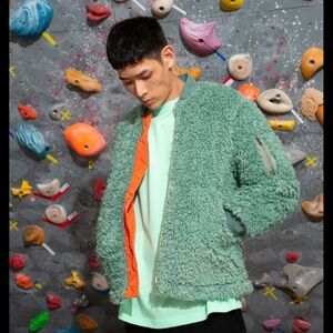 Clot Mens Medium Corporate Climbing Sherpa Jacket Green FW 2020 Jacket